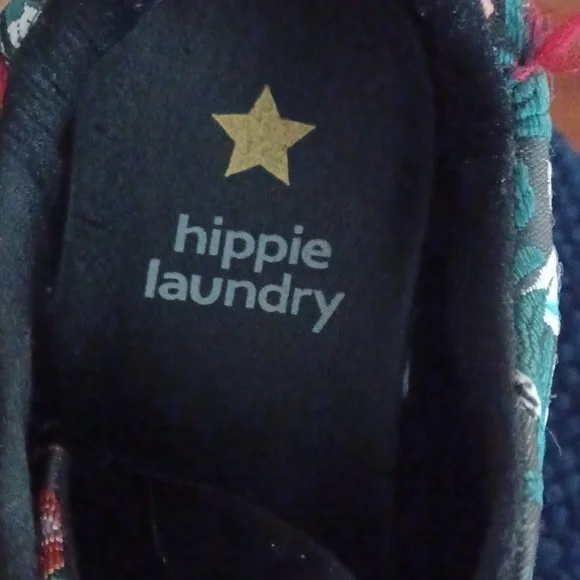 Hippie Black Floral Embroidered women's shoes - Picture 5 of 8